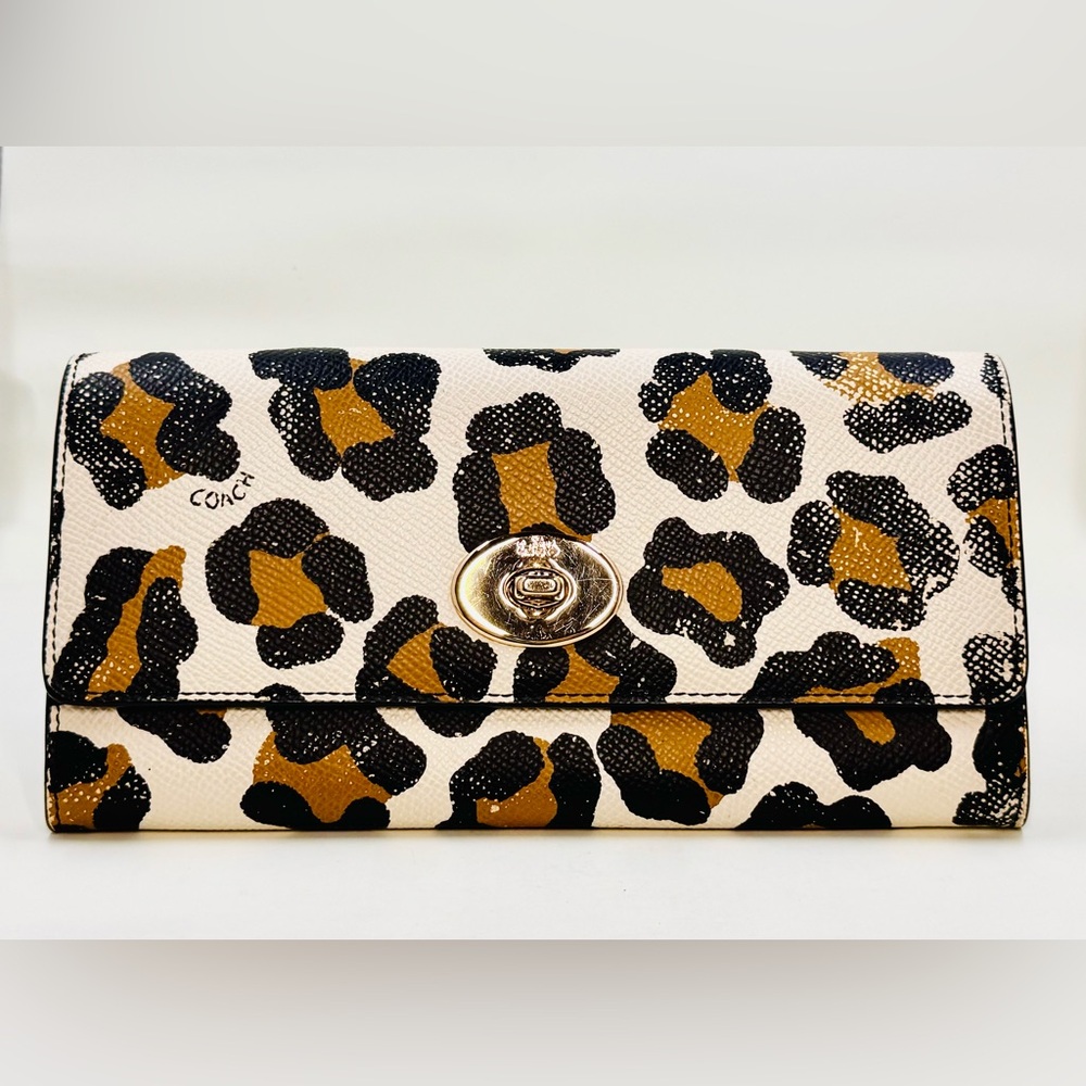 Coach Full Size Cream Leopard Print Leather Wallet W/Turn Lock Excellent Cond